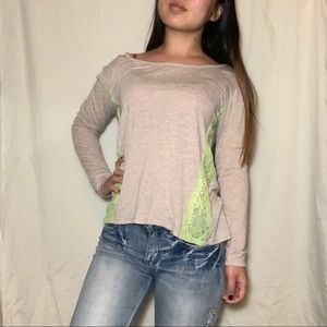 🛍 American eagle lacy top